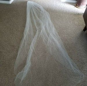 David's Bridal Other - Cathedral veil David's Bridal Other - Cathedral veil